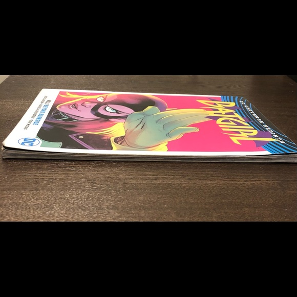 Batgirl DC Universe Rebirth Vol. 1 Beyond Burnside - Picture 7 of 11